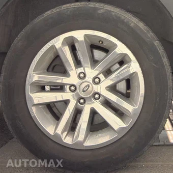 2015 Ford Explorer XLT – miniatura 31
