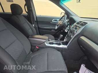 2015 Ford Explorer XLT – miniatura 8