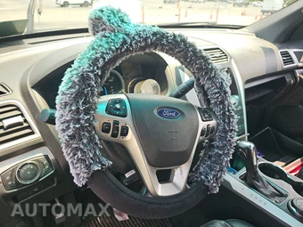 2015 Ford Explorer XLT – miniatura 10