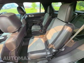 2015 Ford Explorer XLT – miniatura 10