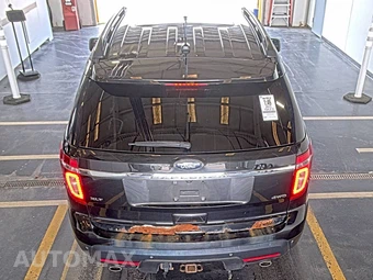2015 Ford Explorer XLT - miniatura 5