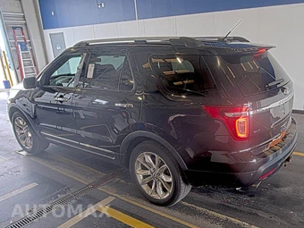 2015 Ford Explorer XLT - miniatura 6