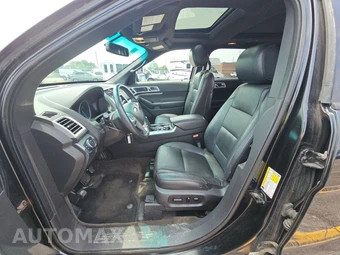 2015 Ford Explorer XLT - miniatura 7