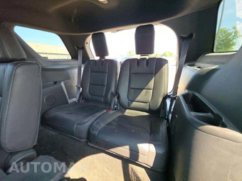 2015 Ford Explorer XLT – miniatura 14