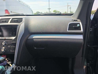 2015 Ford Explorer XLT – miniatura 20
