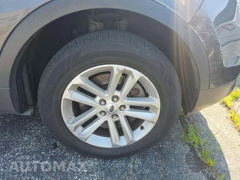 2015 Ford Explorer XLT – miniatura 33
