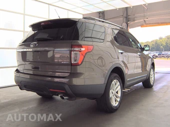 2015 Ford Explorer XLT – miniatura 4