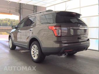 2015 Ford Explorer XLT – miniatura 6