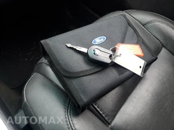 2015 Ford Explorer XLT – miniatura 29