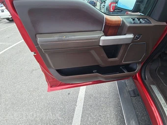 2015 Ford F-150 King Ranch Crew Cab Short Bed - miniatura 9