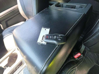 2015 Ford F-150 Lariat Crew Cab Medium Bed - miniatura 8