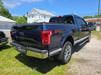 2015 Ford F-150 Lariat Crew Cab Medium Bed - miniatura 3