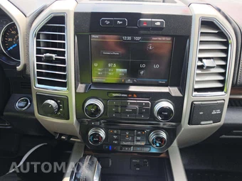 2015 Ford F-150 Lariat Crew Cab Medium Bed - miniatura 10
