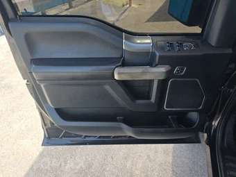 2015 Ford F-150 Lariat Crew Cab Short Bed - miniatura 9
