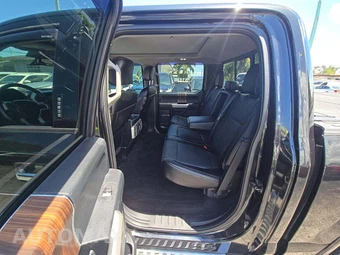 2015 Ford F-150 Lariat Crew Cab Short Bed - miniatura 10