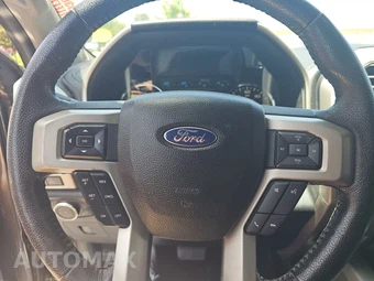 2015 Ford F-150 Lariat Crew Cab Short Bed - miniatura 10
