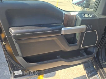 2015 Ford F-150 Lariat Crew Cab Short Bed - miniatura 9