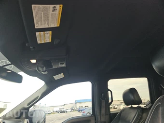 2015 Ford F-150 Lariat Crew Cab Short Bed - miniatura 17