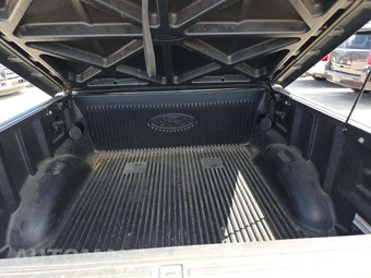 2015 Ford F-150 Lariat Crew Cab Short Bed - miniatura 14