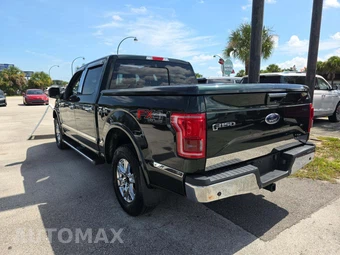 2015 Ford F-150 Lariat Crew Cab Short Bed - miniatura 2