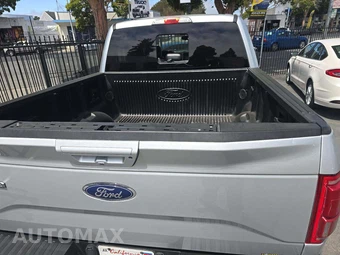 2015 Ford F-150 Lariat Crew Cab Short Bed - miniatura 29
