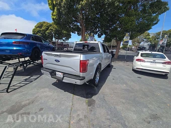 2015 Ford F-150 Lariat Crew Cab Short Bed - miniatura 3