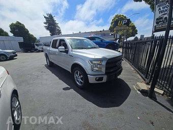 2015 Ford F-150 Lariat Crew Cab Short Bed - miniatura 4