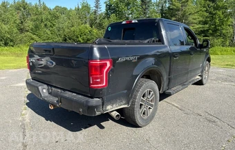 2015 Ford F-150 Lariat Crew Cab Short Bed - miniatura 5