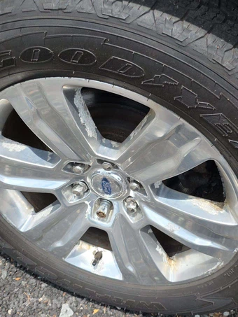 2015 Ford F-150 Platinum Crew Cab Short Bed – miniatura 22
