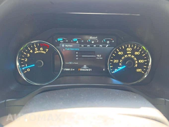 2015 Ford F-150 Platinum Crew Cab Short Bed - miniatura 9