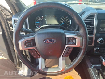 2015 Ford F-150 Platinum Crew Cab Short Bed - miniatura 16