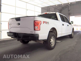 2015 Ford F-150 XL Crew Cab Medium Bed - miniatura 4