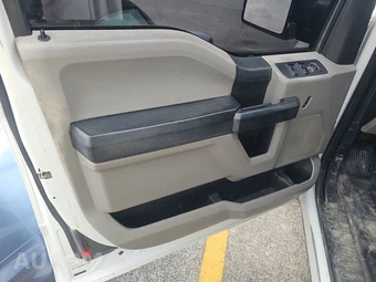 2015 Ford F-150 XL Extended Cab Medium Bed w/Rear Doors - miniatura 9