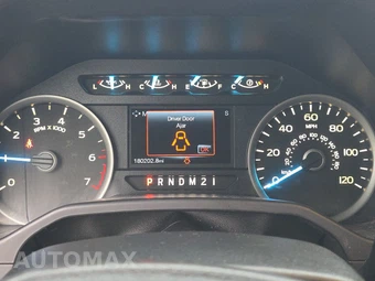 2015 Ford F-150 XLT Crew Cab Medium Bed – miniatura 12