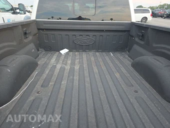 2015 Ford F-150 XLT Crew Cab Medium Bed – miniatura 16