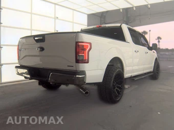 2015 Ford F-150 XLT Crew Cab Medium Bed – miniatura 4