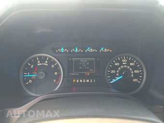 2015 Ford F-150 XLT Crew Cab Medium Bed – miniatura 12