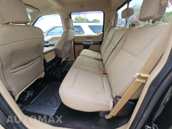 2015 Ford F-150 XLT Crew Cab Medium Bed – miniatura 13