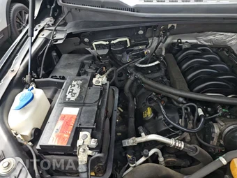 2015 Ford F-150 XLT Crew Cab Medium Bed – miniatura 25