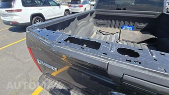 2015 Ford F-150 XLT Crew Cab Medium Bed – miniatura 28
