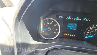 2015 Ford F-150 XLT Crew Cab Medium Bed – miniatura 32
