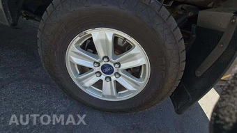 2015 Ford F-150 XLT Crew Cab Medium Bed – miniatura 36