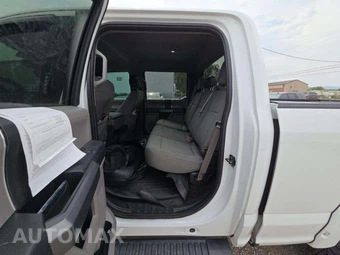 2015 Ford F-150 XLT Crew Cab Medium Bed - miniatura 10