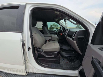 2015 Ford F-150 XLT Crew Cab Medium Bed - miniatura 15