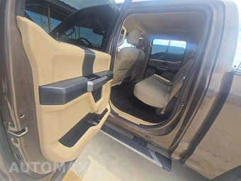 2015 Ford F-150 XLT Crew Cab Short Bed – miniatura 13