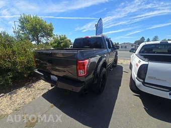 2015 Ford F-150 XLT Crew Cab Short Bed - miniatura 3