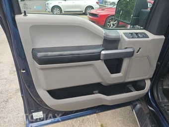 2015 Ford F-150 XLT Crew Cab Short Bed - miniatura 9