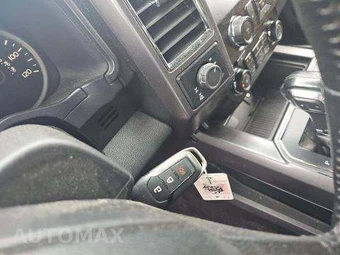 2015 Ford F-150 XLT Crew Cab Short Bed – miniatura 8
