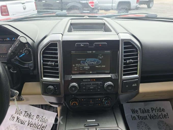 2015 Ford F-150 XLT Crew Cab Short Bed – miniatura 10