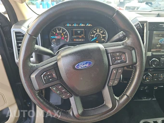 2015 Ford F-150 XLT Crew Cab Short Bed – miniatura 10